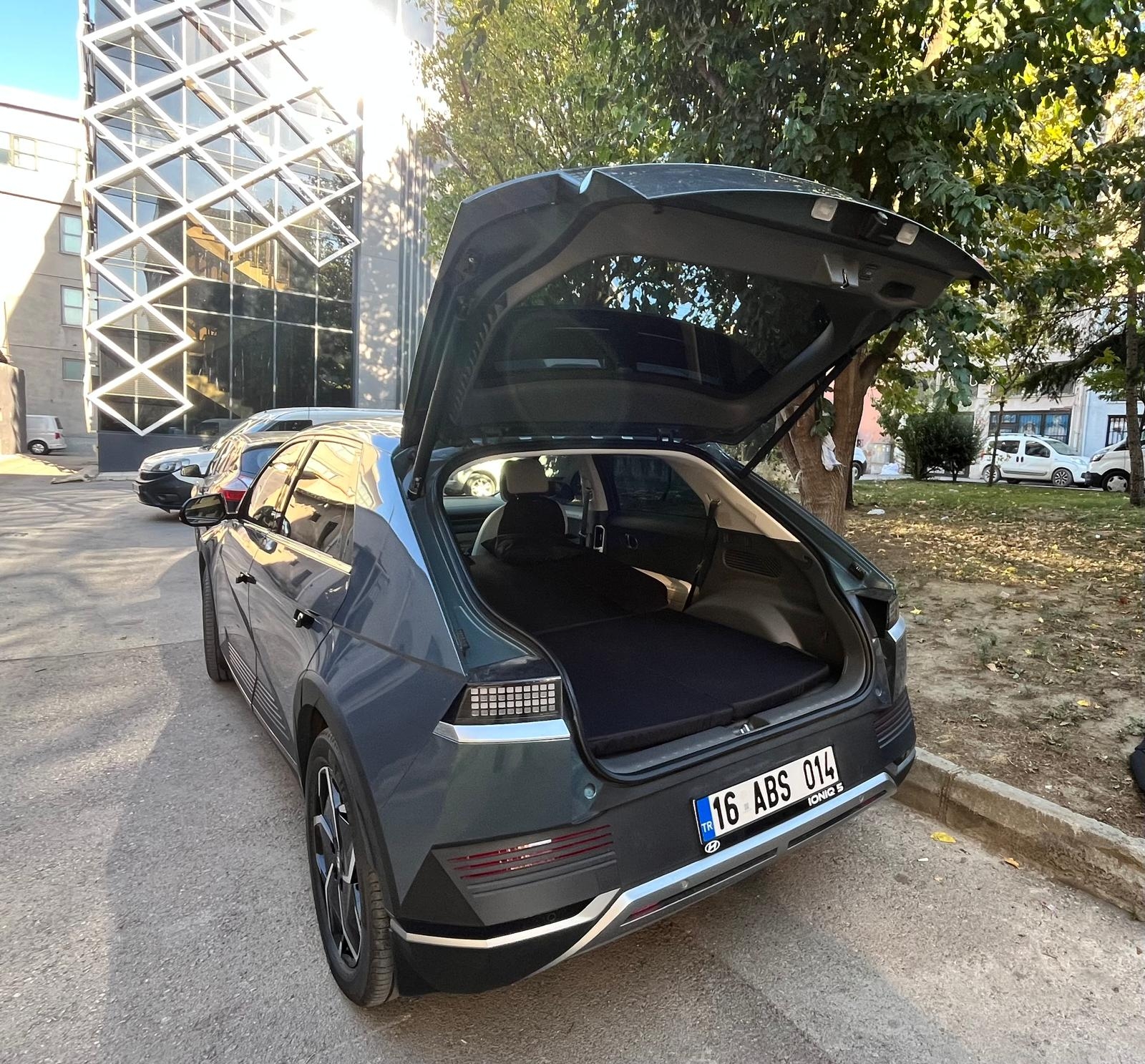 Hyundai IONIQ5 Uyumlu (190X130X5CM)