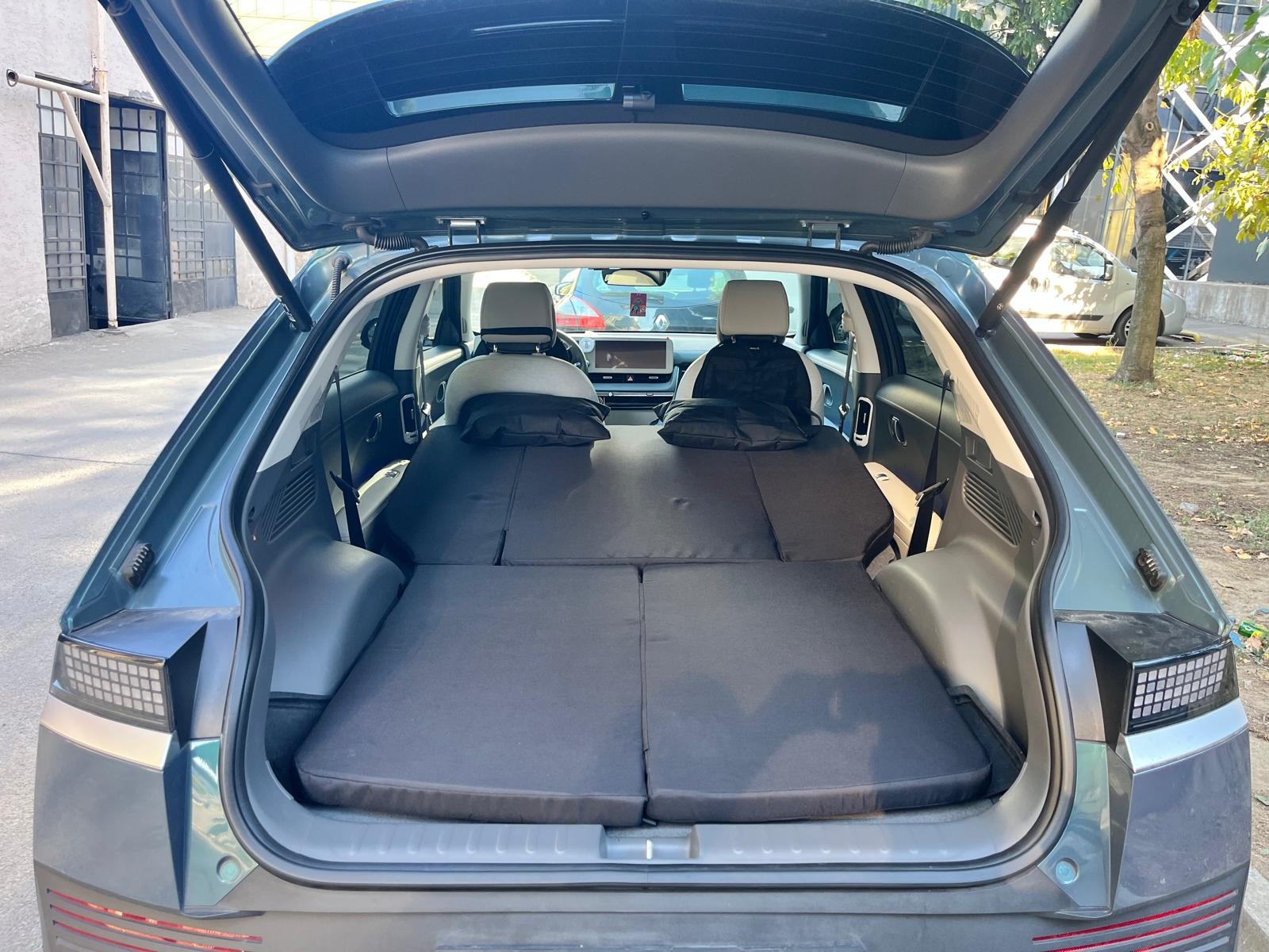 Hyundai IONIQ5 Uyumlu (190X130X5CM)